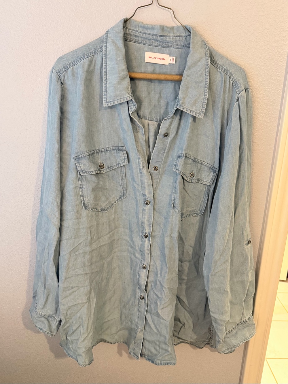 Women’s Light wash blue Chambray Button-Up Shirt